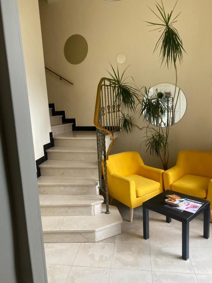 Hotel De Thau Meze Luaran gambar